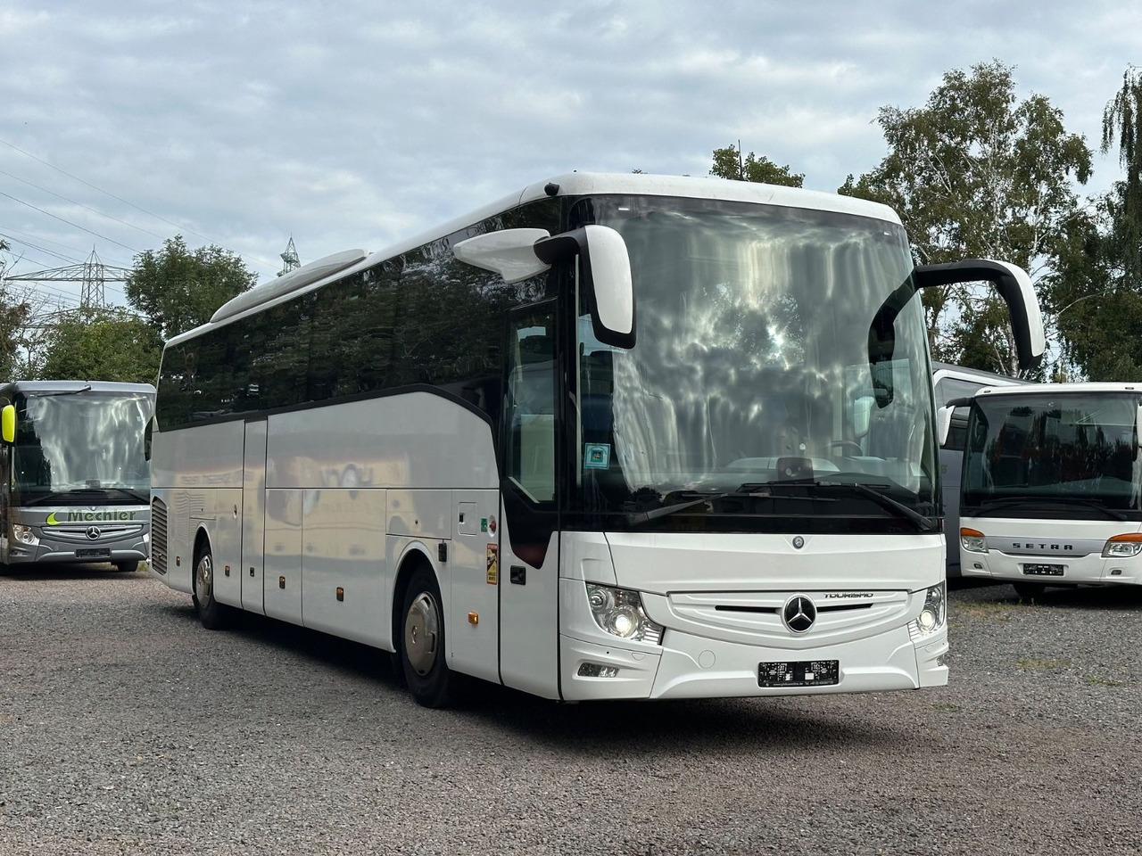 Mercedes-Benz Tourismo E 16 RHD-M/2A (wenig Km*TOP*61 Sitze) - Turistinis autobusas: foto 2 Mercedes-Benz Tourismo E 16 RHD-M/2A (wenig Km*TOP*61 Sitze) - Turistinis autobusas: foto 2