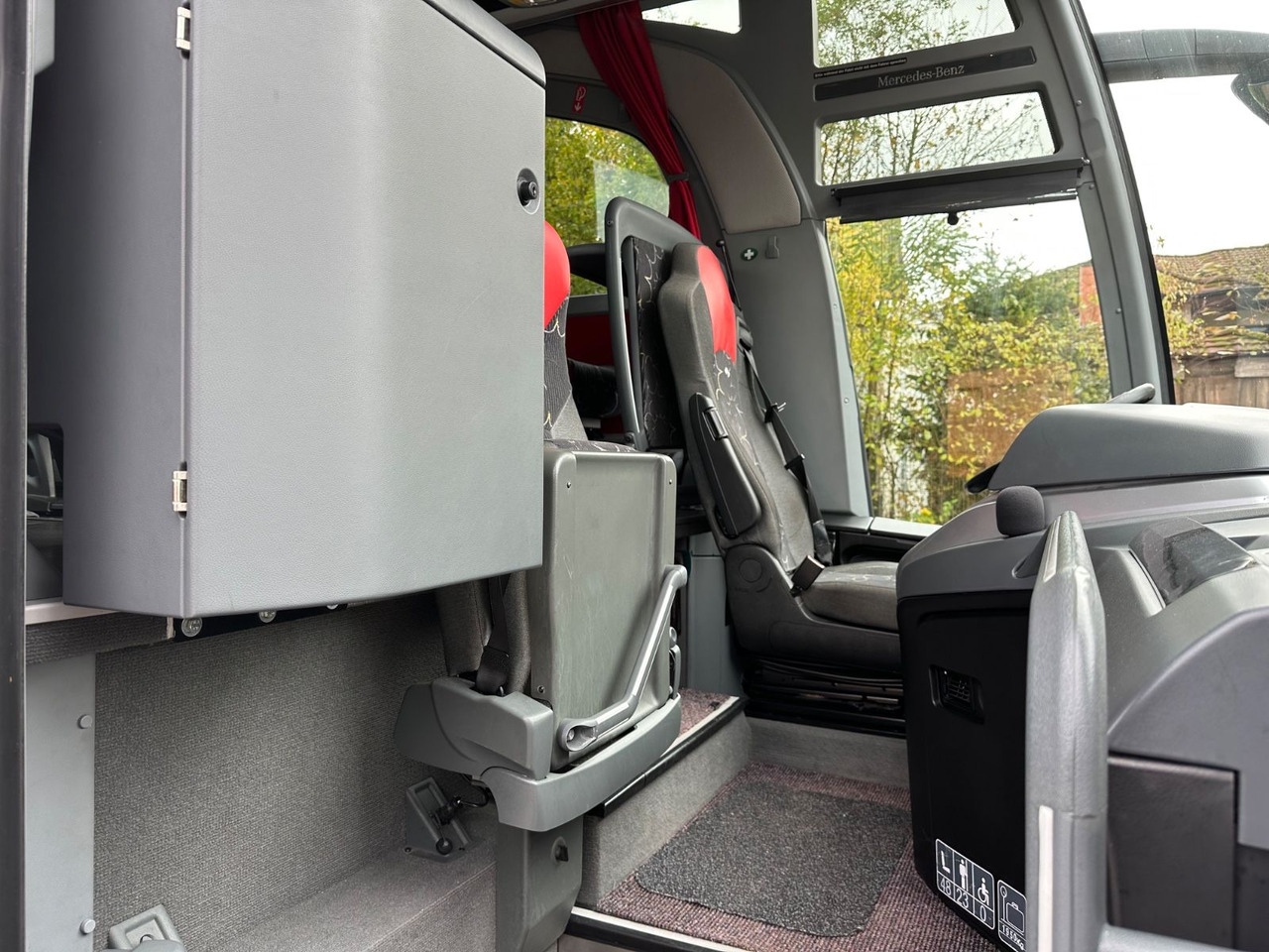 Mercedes-Benz Travego O580 16 RHD-M (LuxLine*TOP*DE) - Turistinis autobusas: foto 4 Mercedes-Benz Travego O580 16 RHD-M (LuxLine*TOP*DE) - Turistinis autobusas: foto 4