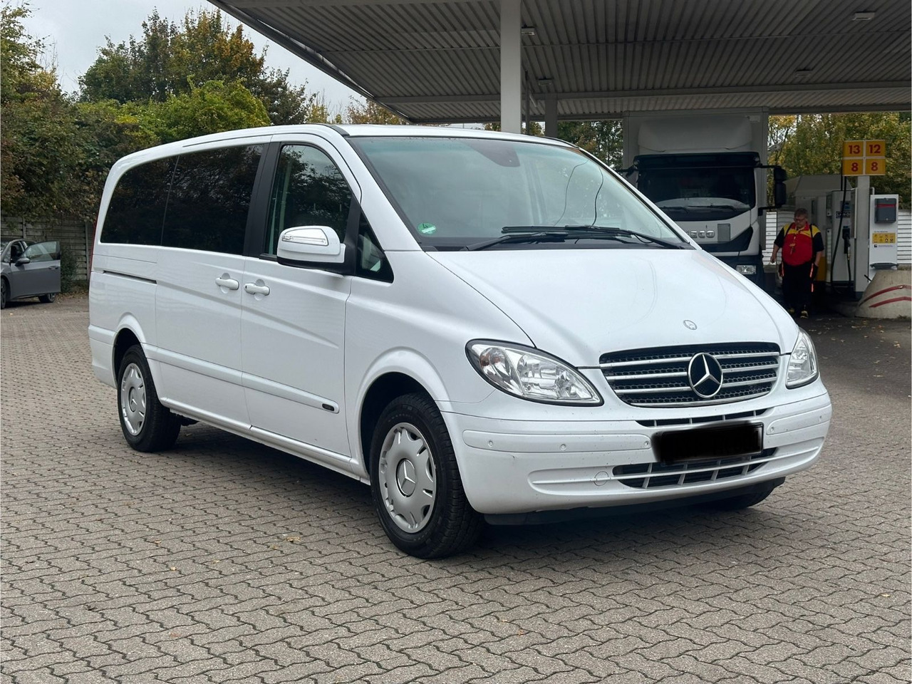 Mercedes-Benz Viano 2.2 CDI AMBIENTE extralang (Autom*133 tKm) - Keleivinis furgonas: foto 1 Mercedes-Benz Viano 2.2 CDI AMBIENTE extralang (Autom*133 tKm) - Keleivinis furgonas: foto 1