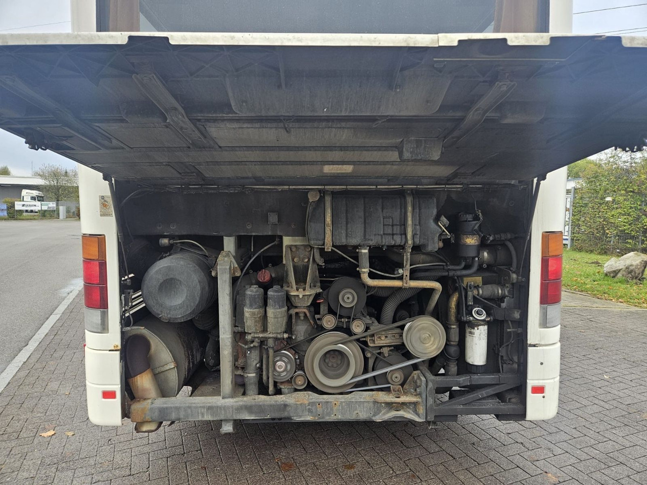 Setra S 317 UL (66 Sitze*Schalt*TOP) - Priemiestinis autobusas: foto 3 Setra S 317 UL (66 Sitze*Schalt*TOP) - Priemiestinis autobusas: foto 3