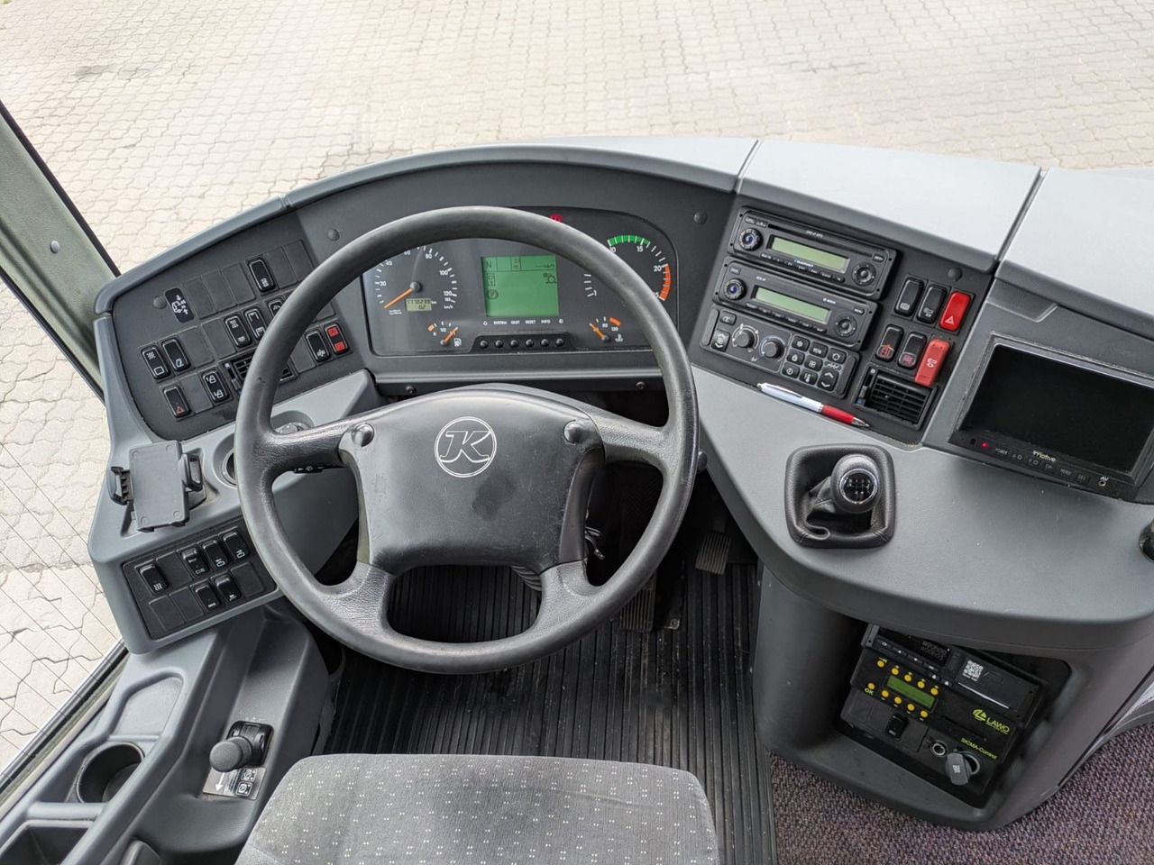 Setra S 416 GT (55 Sitze*WC) - Priemiestinis autobusas: foto 3 Setra S 416 GT (55 Sitze*WC) - Priemiestinis autobusas: foto 3