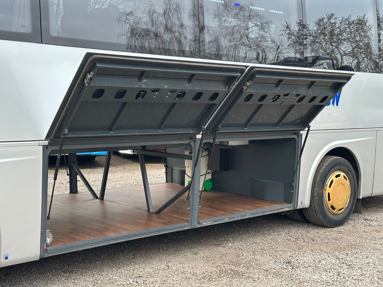 Temsa MD9 C (wenig Km*34 Sitze) - Turistinis autobusas: foto 5 Temsa MD9 C (wenig Km*34 Sitze) - Turistinis autobusas: foto 5