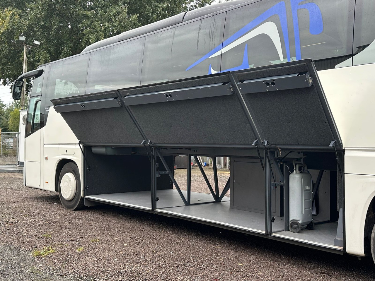 VDL Futura FHD 2-129 (Tourismo M*516 HD) - Turistinis autobusas: foto 4 VDL Futura FHD 2-129 (Tourismo M*516 HD) - Turistinis autobusas: foto 4